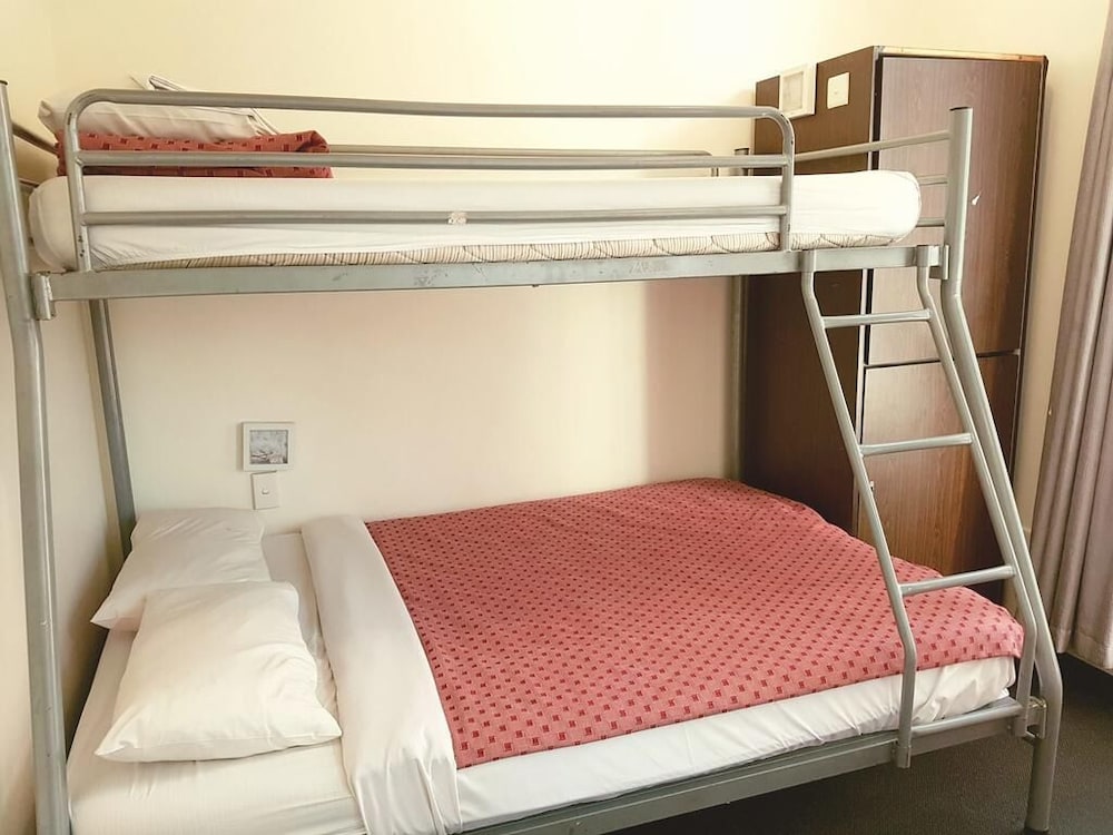 Classic Double or Twin Room photo 2