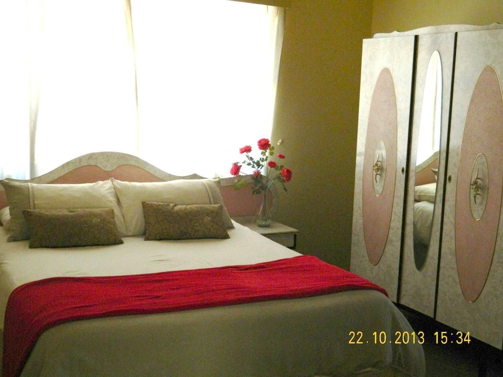 Standard Room photo 2
