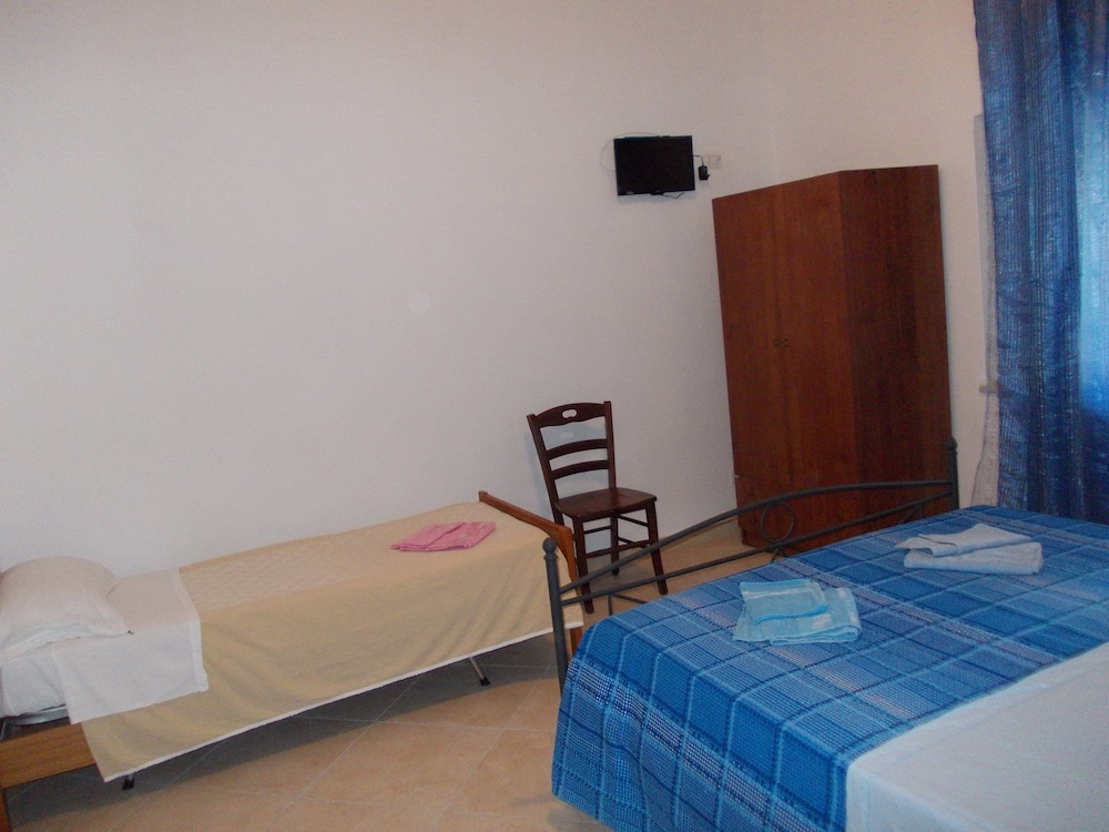 Quadruple Room, Private Bathroom