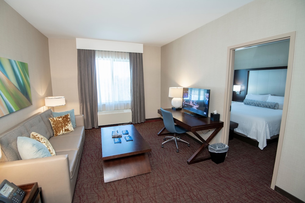 Junior Bay Suite photo 3