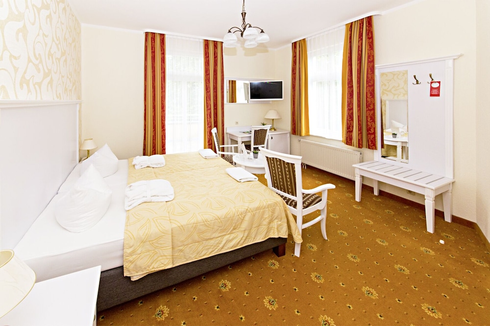 Comfort Room (in the Villa Building) photo 2