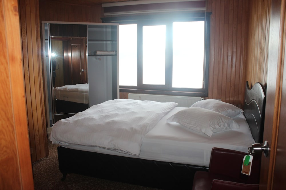 Classic Double Room photo 3