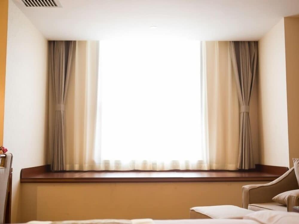 Deluxe Suite - Photo 3