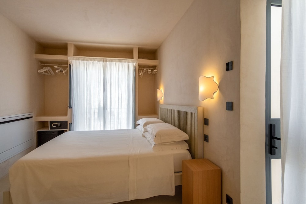 Standard Room photo 1