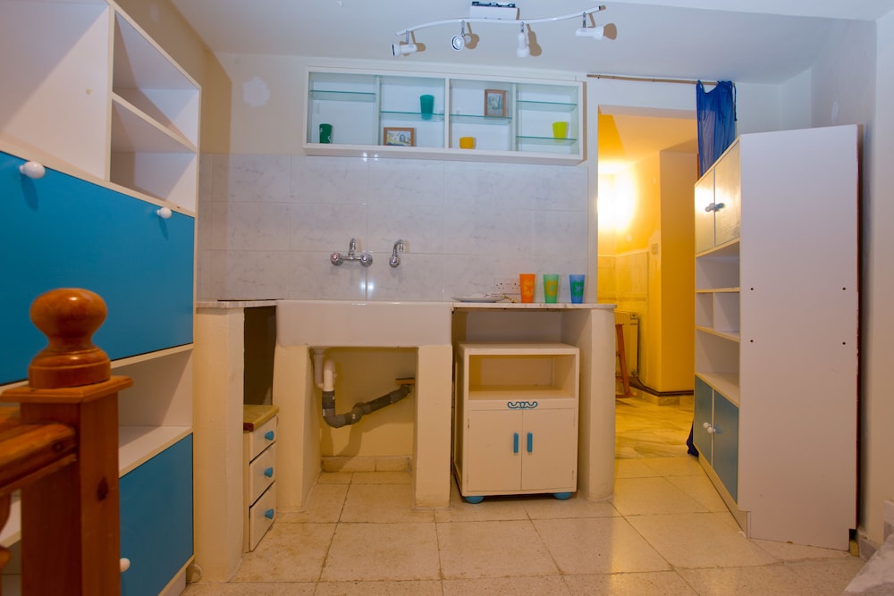 Traditional House, 2 Bedrooms photo 2