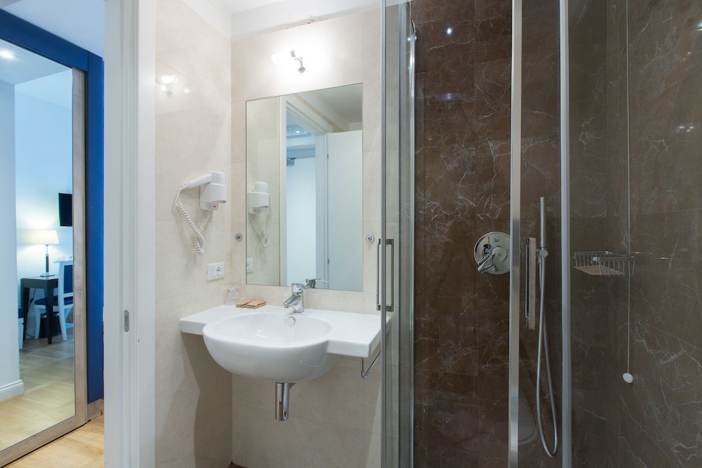 Comfort Twin Room