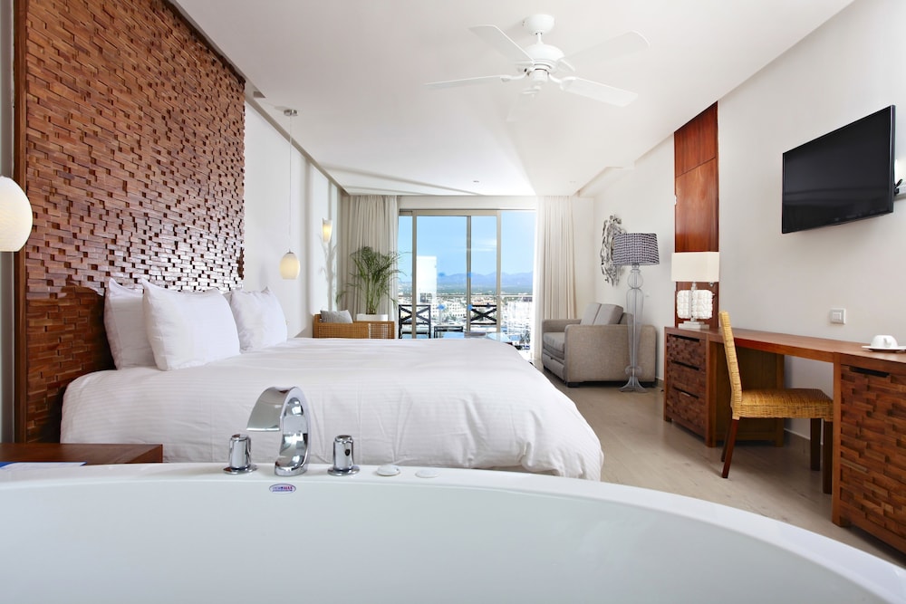 Finisterra Junior Suite - Photo 3