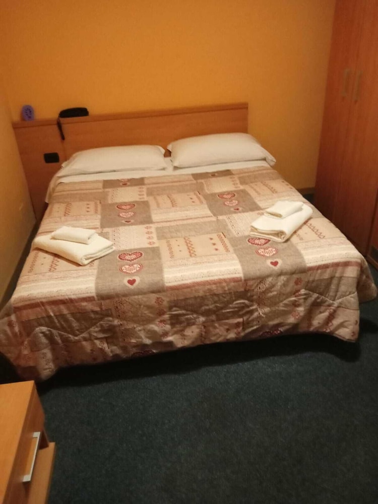 Basic Room photo 1