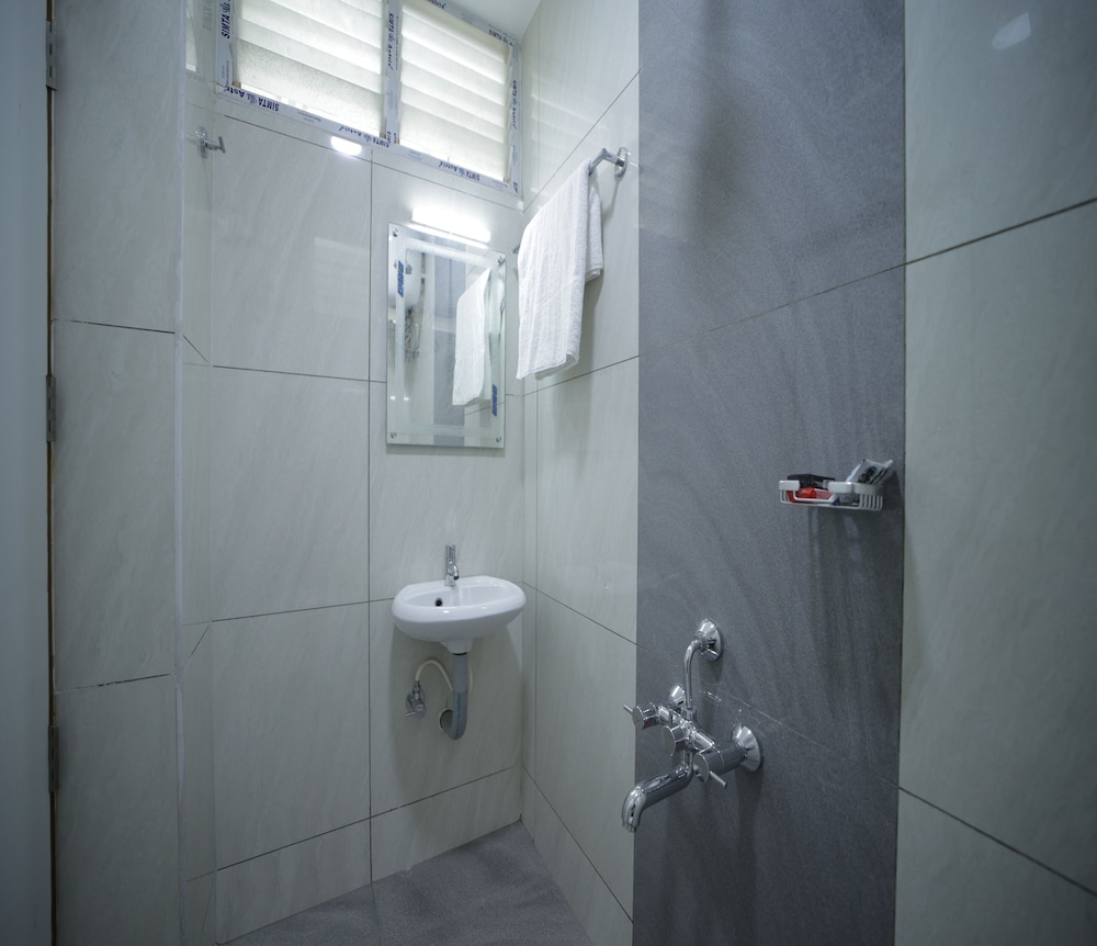Executive Room - Photo 4