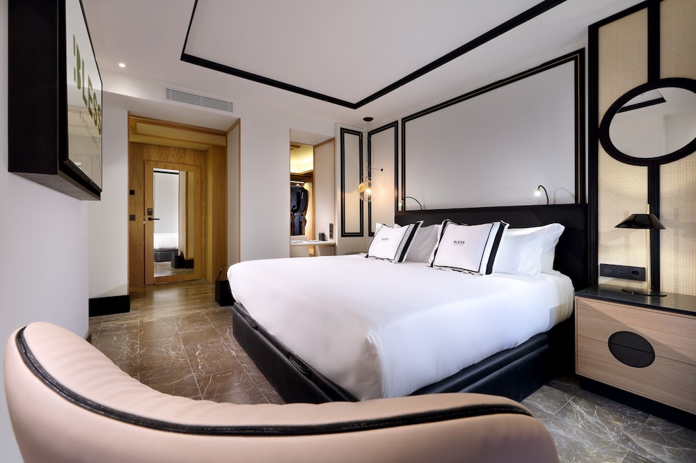 Deluxe Double Room - Photo 2