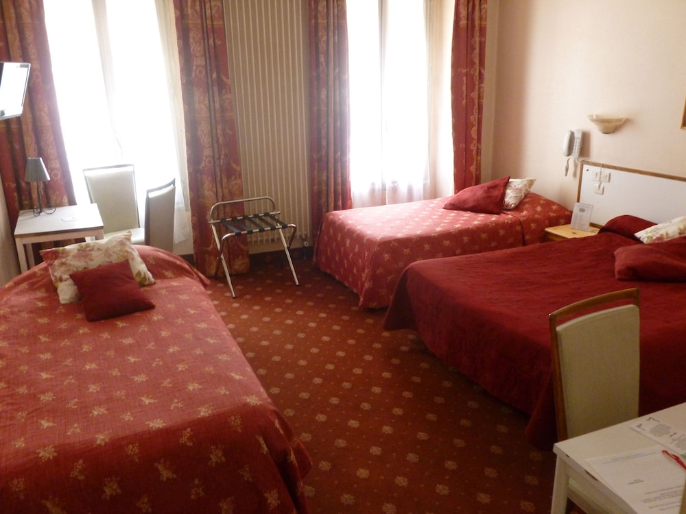 Quadruple Room photo 2