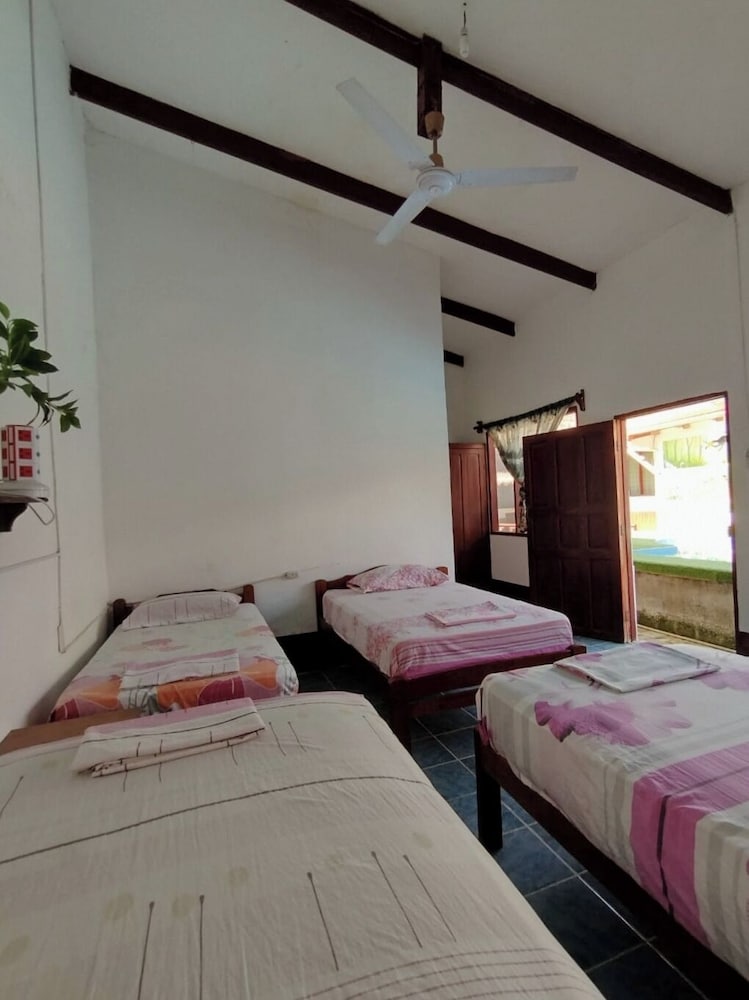 Standard Shared Dormitory, Mixed Dorm photo 1