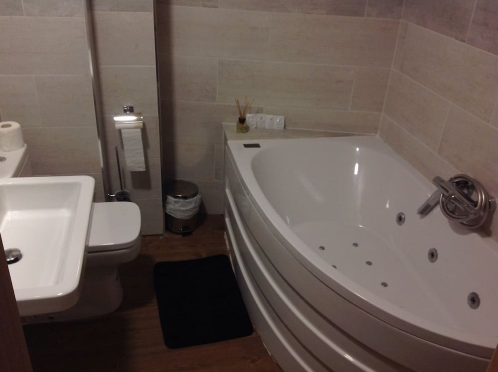 Suite, City View (Ravalet 1) photo 3
