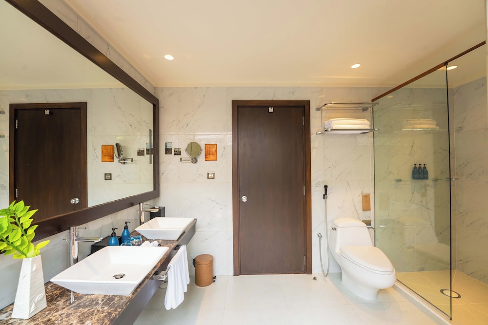 Sunset Jacuzzi Beach Villa - Photo 6