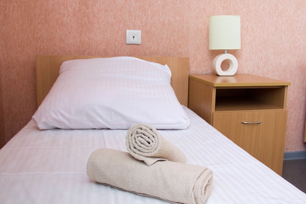 Standard Room, Multiple Beds, Non Smoking photo 1