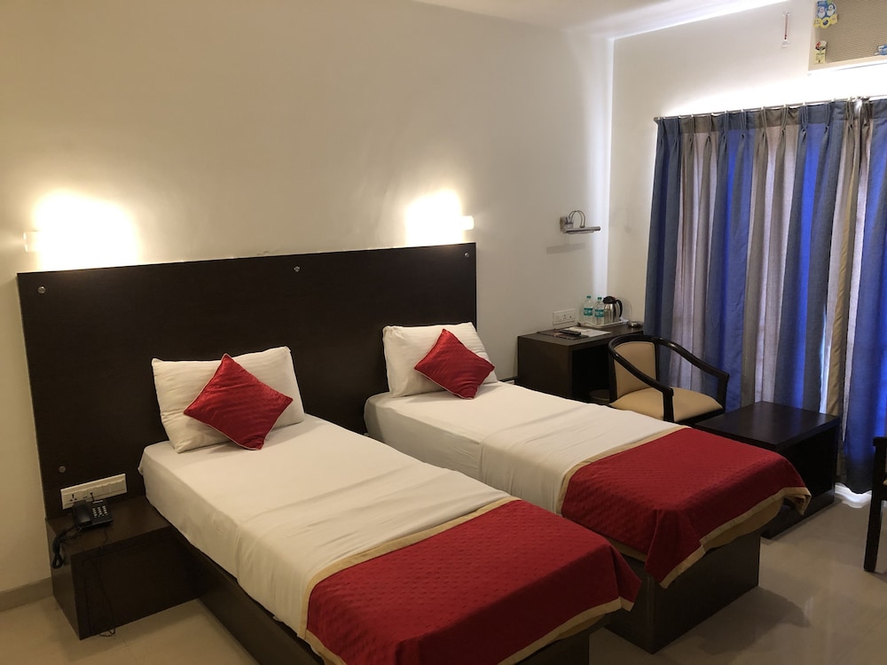 Premium Double Room, 2 Twin Beds, City View photo 1