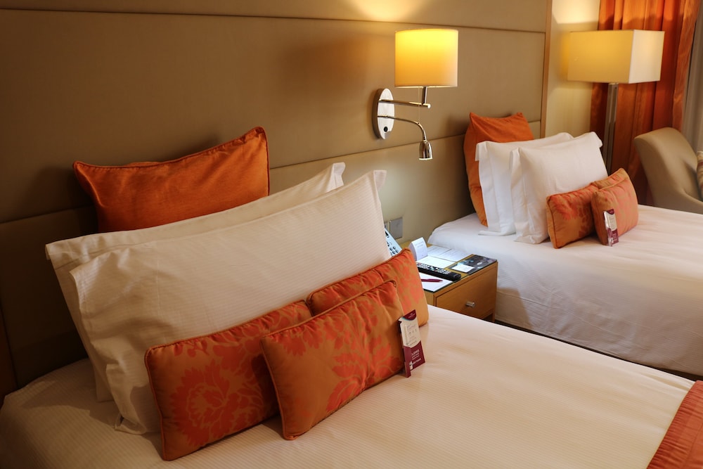 Standard Room, 2 Twin Beds, Balcony - Photo 7