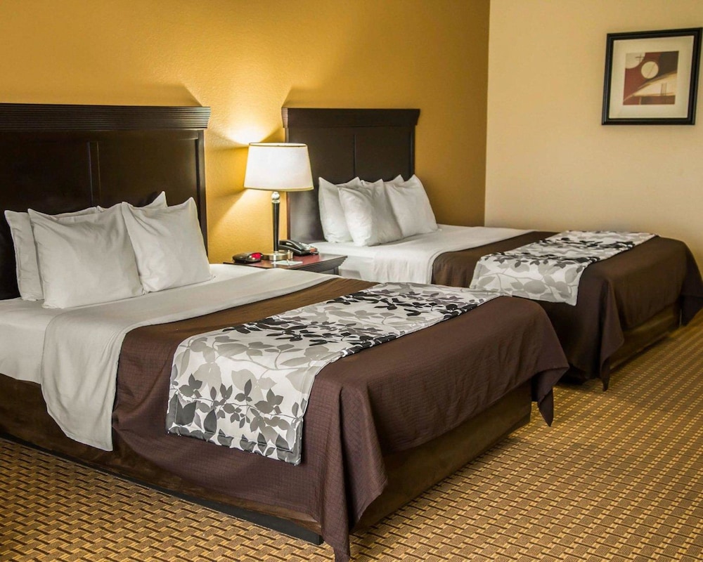 Room, 2 Queen Beds, Accessible, Non Smoking photo 3
