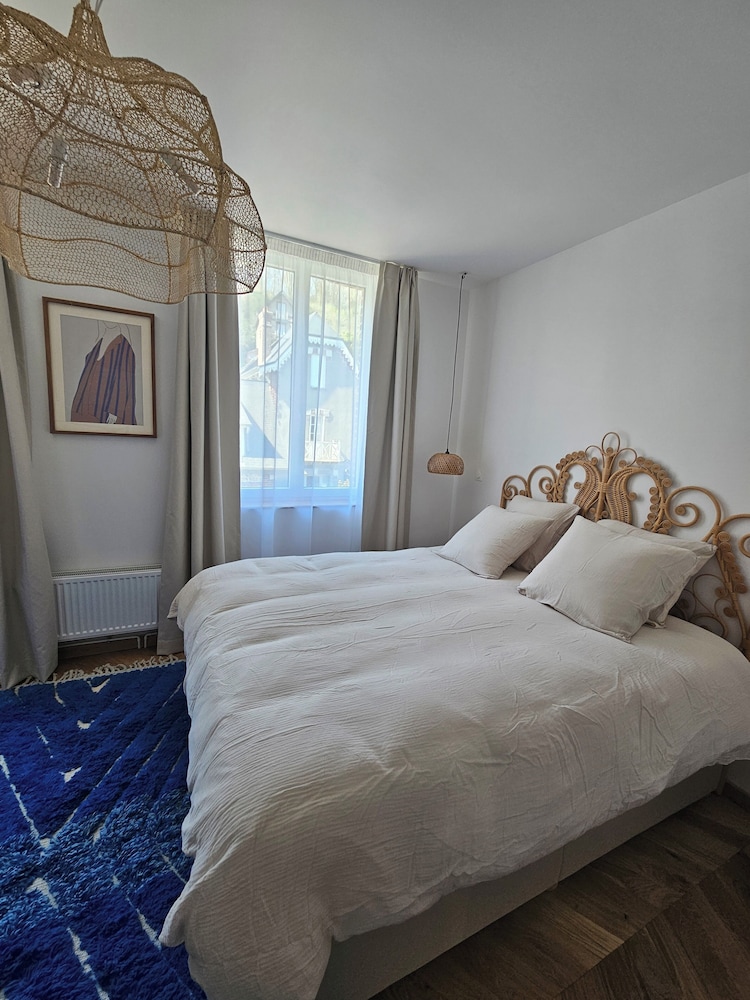 Classic Double Room, City View