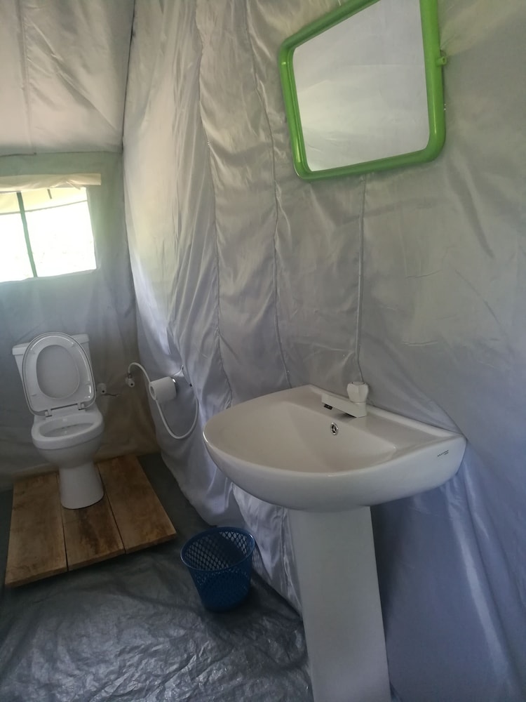 Basic Tent photo 2