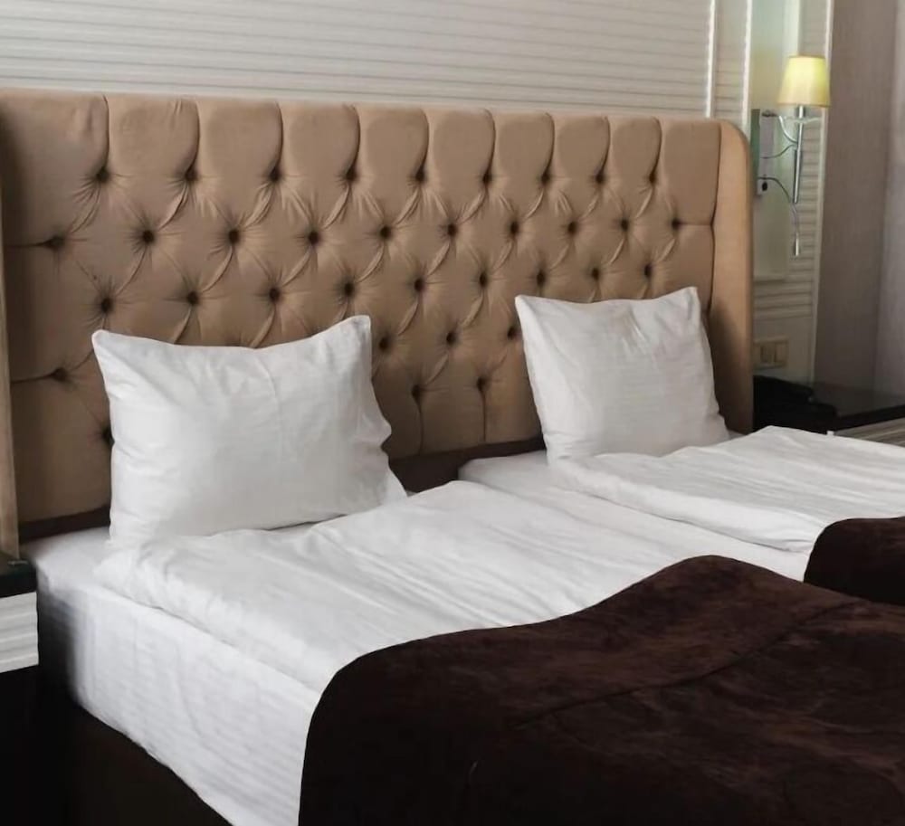 Deluxe Room, 1 Double Or 2 Twin Beds