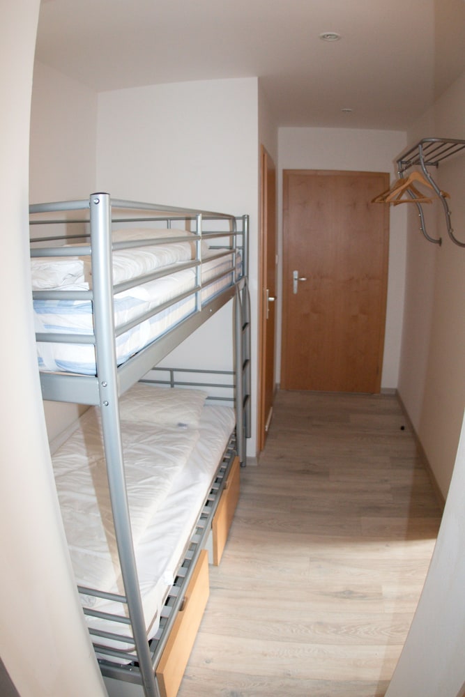 Apartment, 3 Bedrooms, Kitchenette photo 1