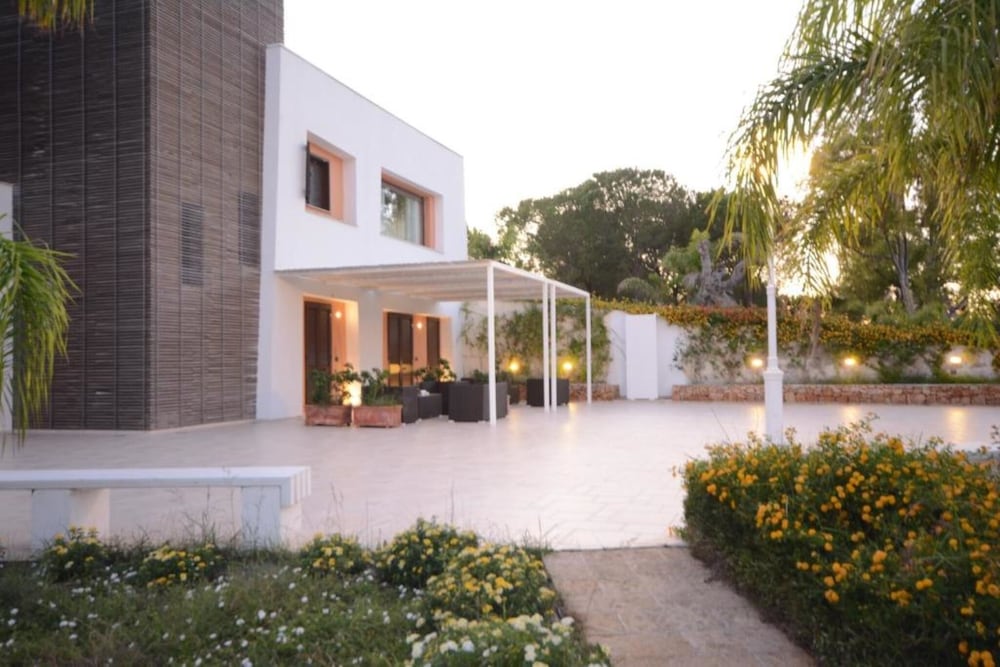 House, 1 Bedroom, Smoking, Garden View photo 2