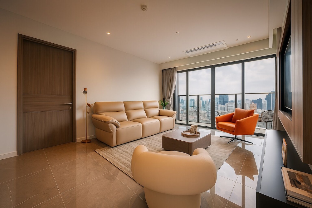 Royal Apartment, 3 Bedrooms, Balcony, City View photo 1