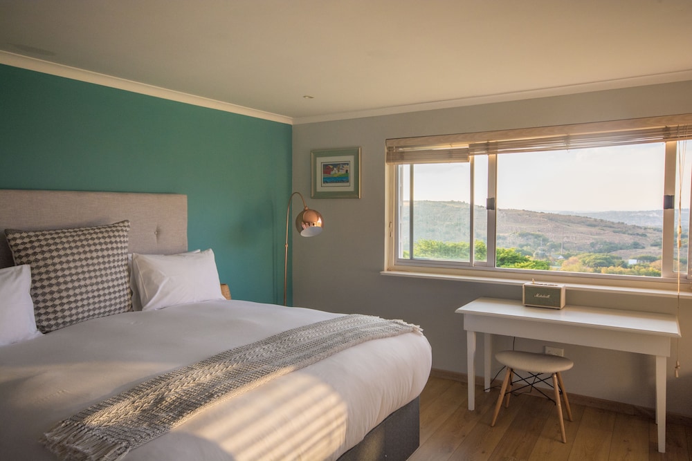 Superior Double or Twin Room, 1 King Bed, City View photo 3