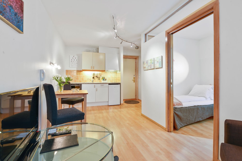 Comfort Apartment (1 Single and 1 Sofa Bed) photo 1