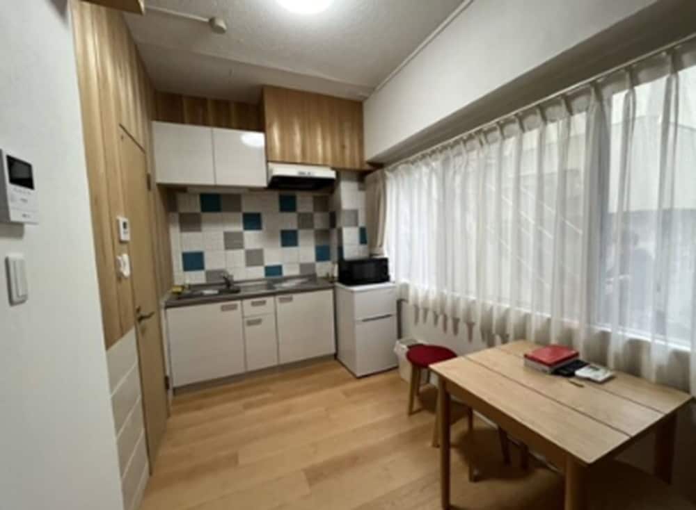 Double Room, Non Smoking - Photo 4