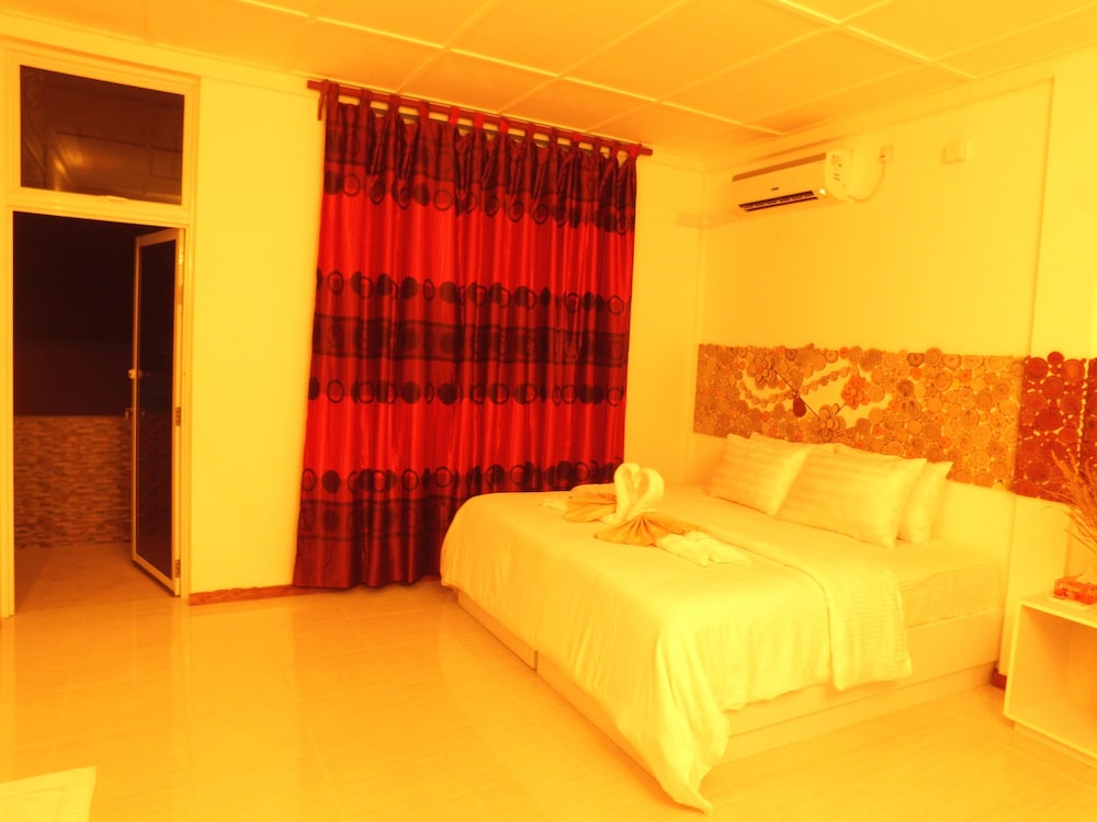 Deluxe Double Room, Garden View photo 1
