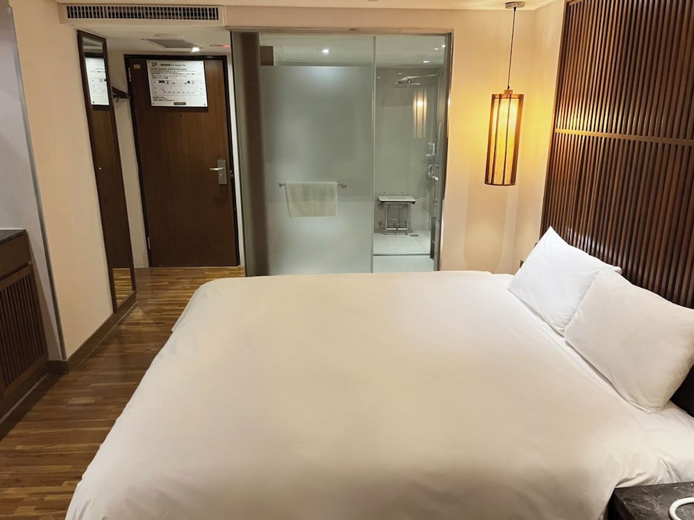Basic Double Room photo 3