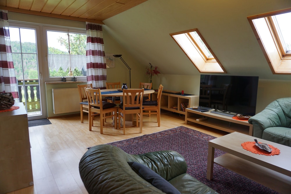 Family Condo, Valley View