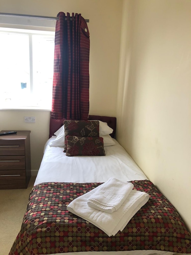 Basic Room (Single) photo 3