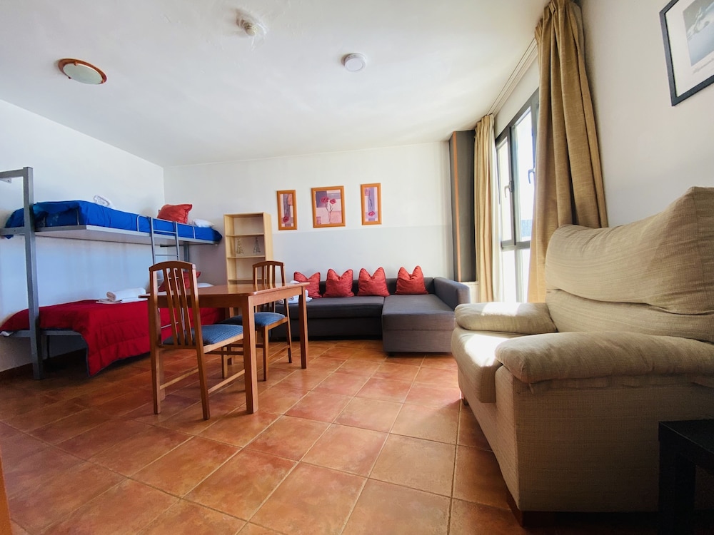 Family Studio, 1 Bedroom photo 2