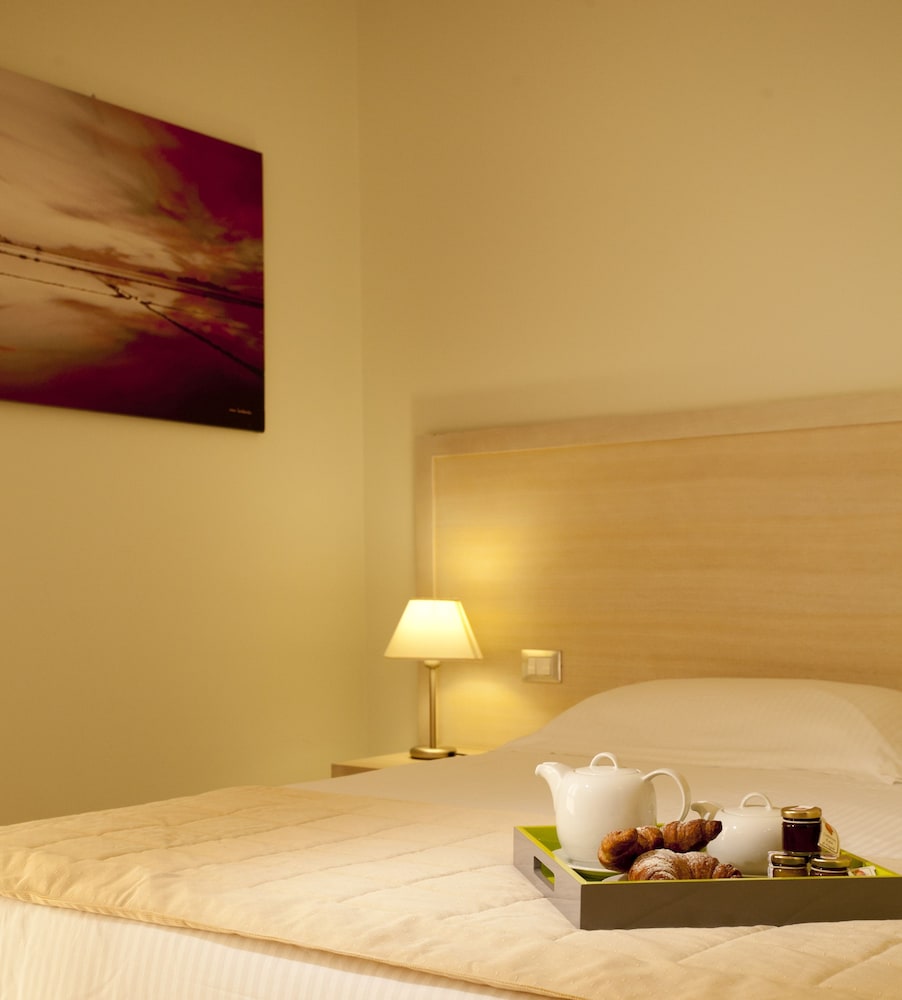 Standard Double or Twin Room, 1 Double or 2 Twin Beds - Photo 5