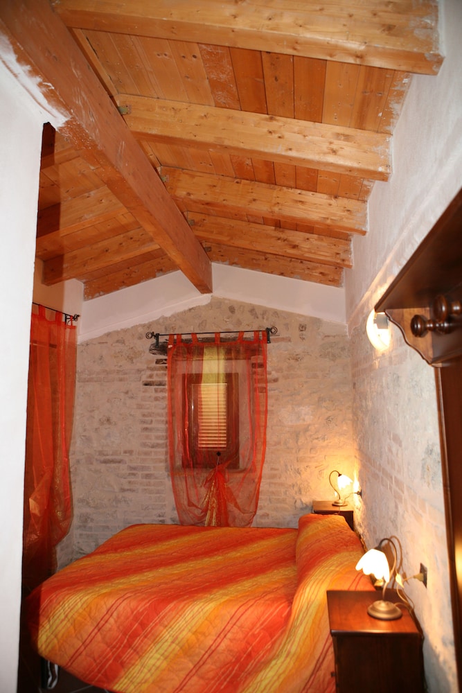 Classic Double Room, Mountainside photo 2