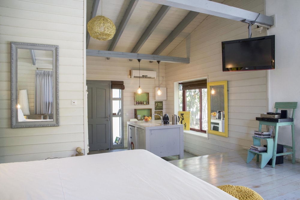 Deluxe Cabin photo 3