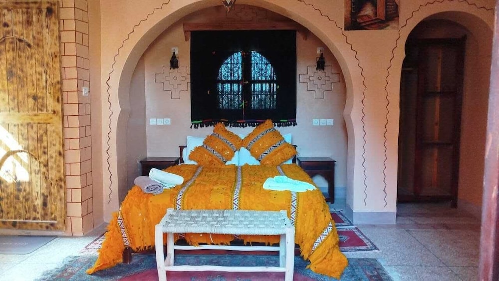 Deluxe Double Room, Hill View photo 3
