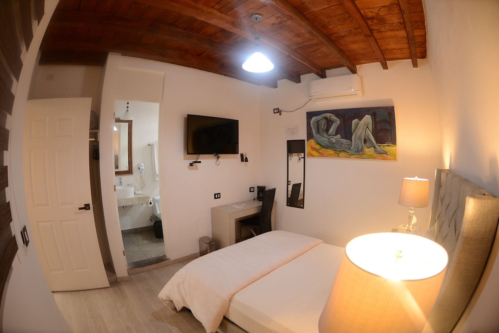 Standard Room photo 1