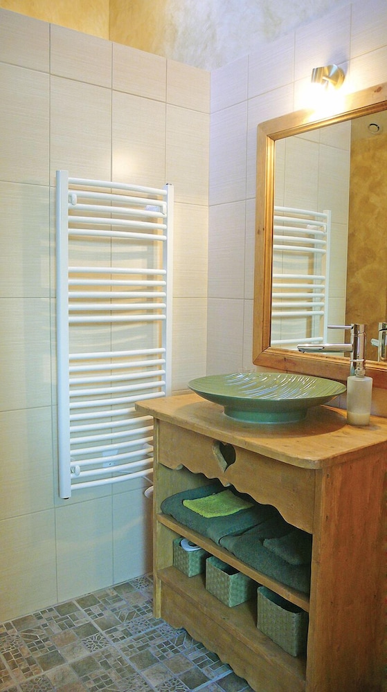 Comfort Double Room, Ensuite, Mountain View photo 3