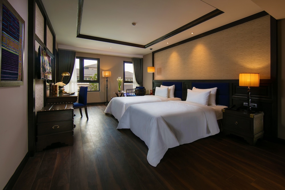 Deluxe Double Room, City View - Photo 8