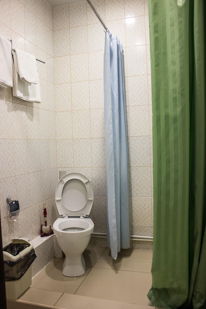 Economy Twin Room photo 3
