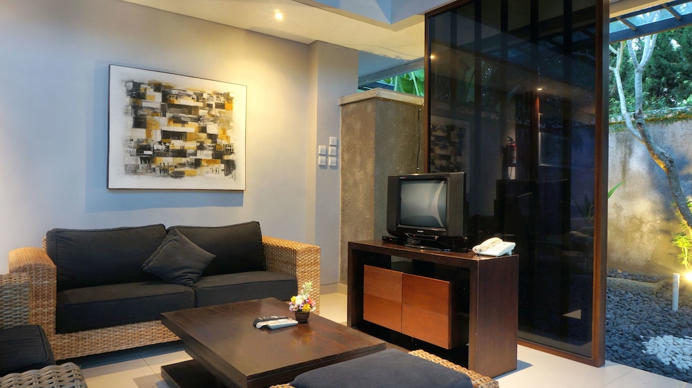 Villa, 1 Bedroom, Private Pool - Photo 12