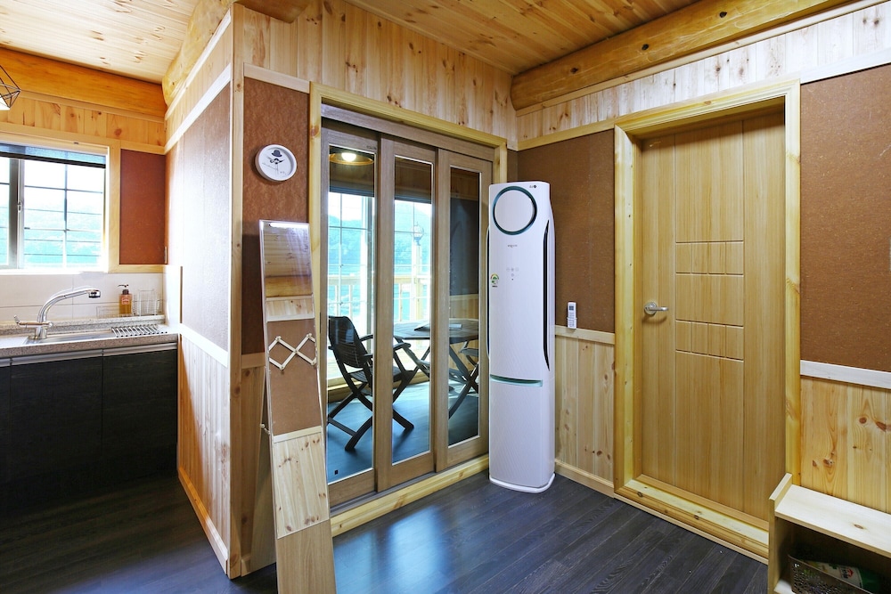 Room (7 Seo-Pi) photo 3