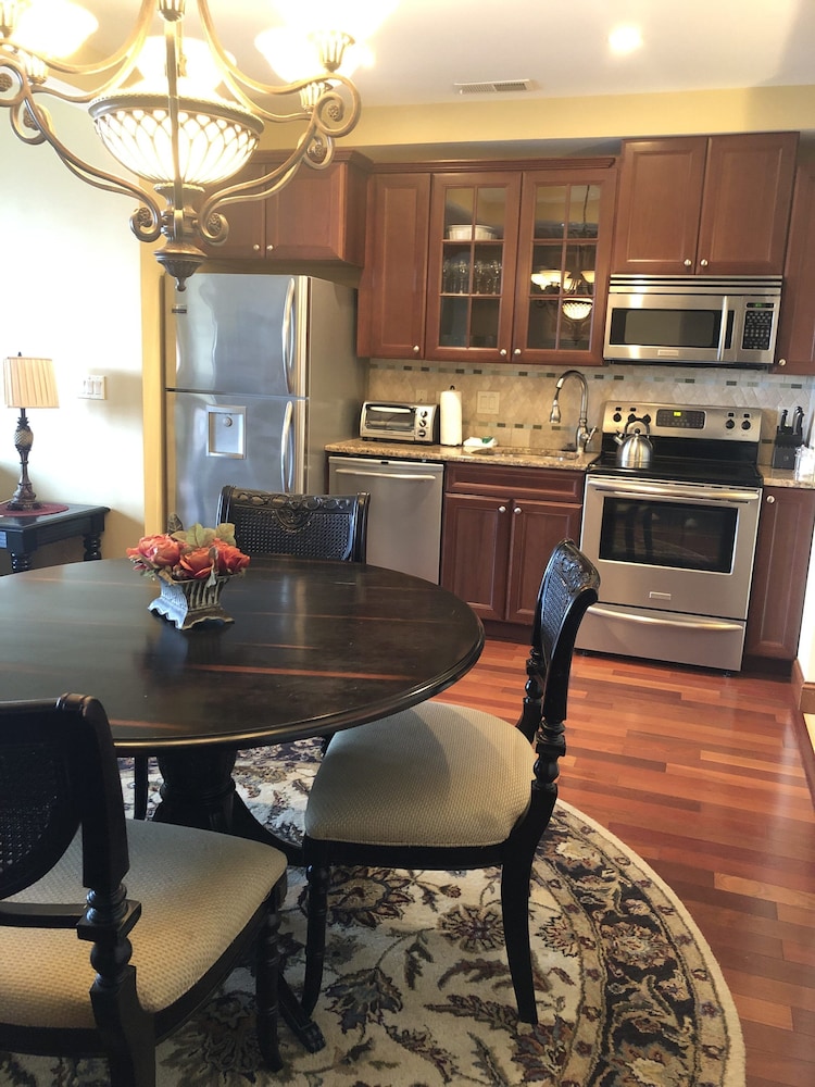 Promenade One Bedroom Suite