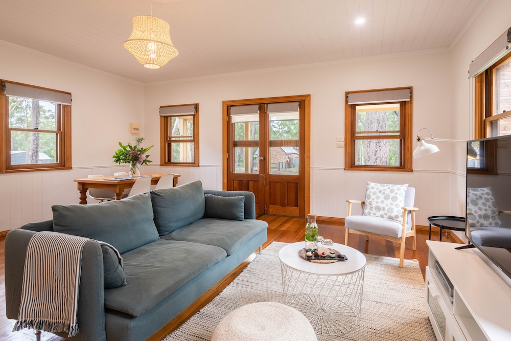 Blenheim Cottage photo 3