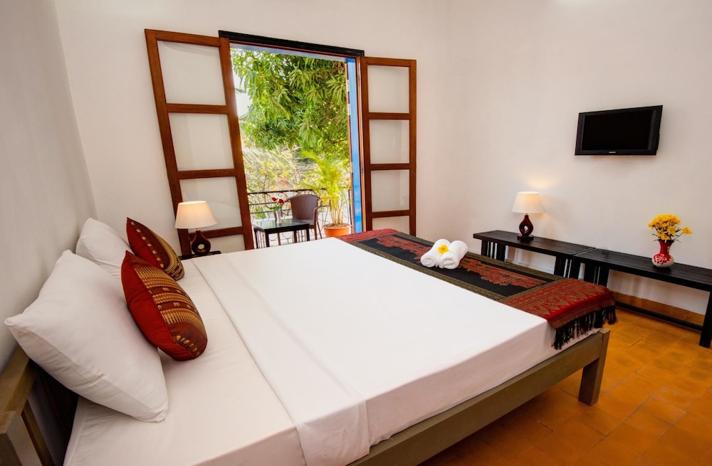 Deluxe Double Room with Balcony photo 1