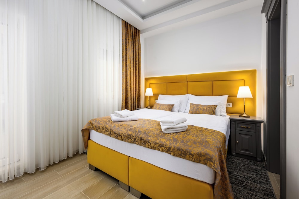 Standard Double Room, Courtyard View